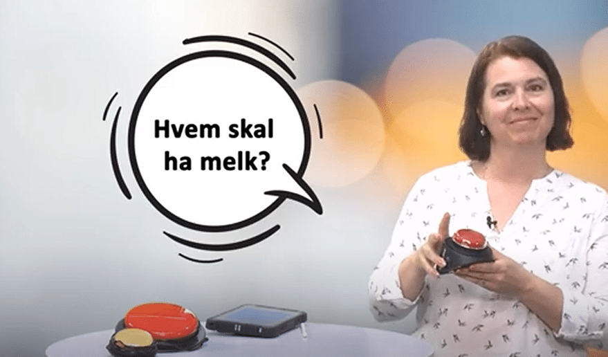 Skjermbilde: dame som viser fram ulike kommunikasjonsløsninger