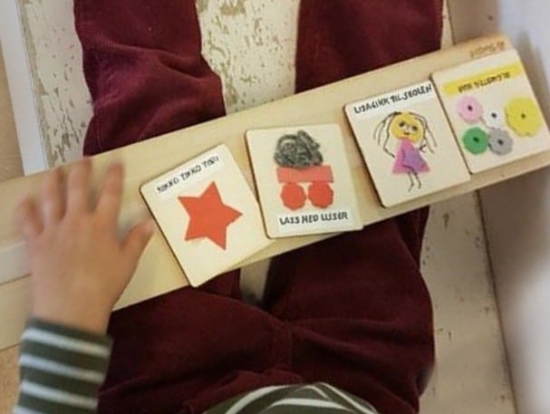Barn med grafiske symboler