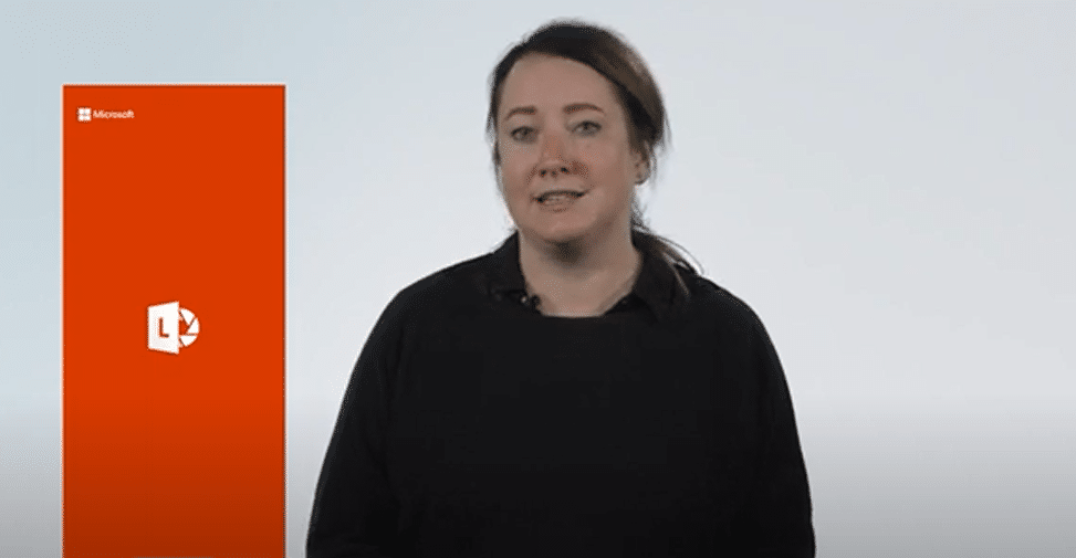 Skjermbilde fra video med dame som snakker