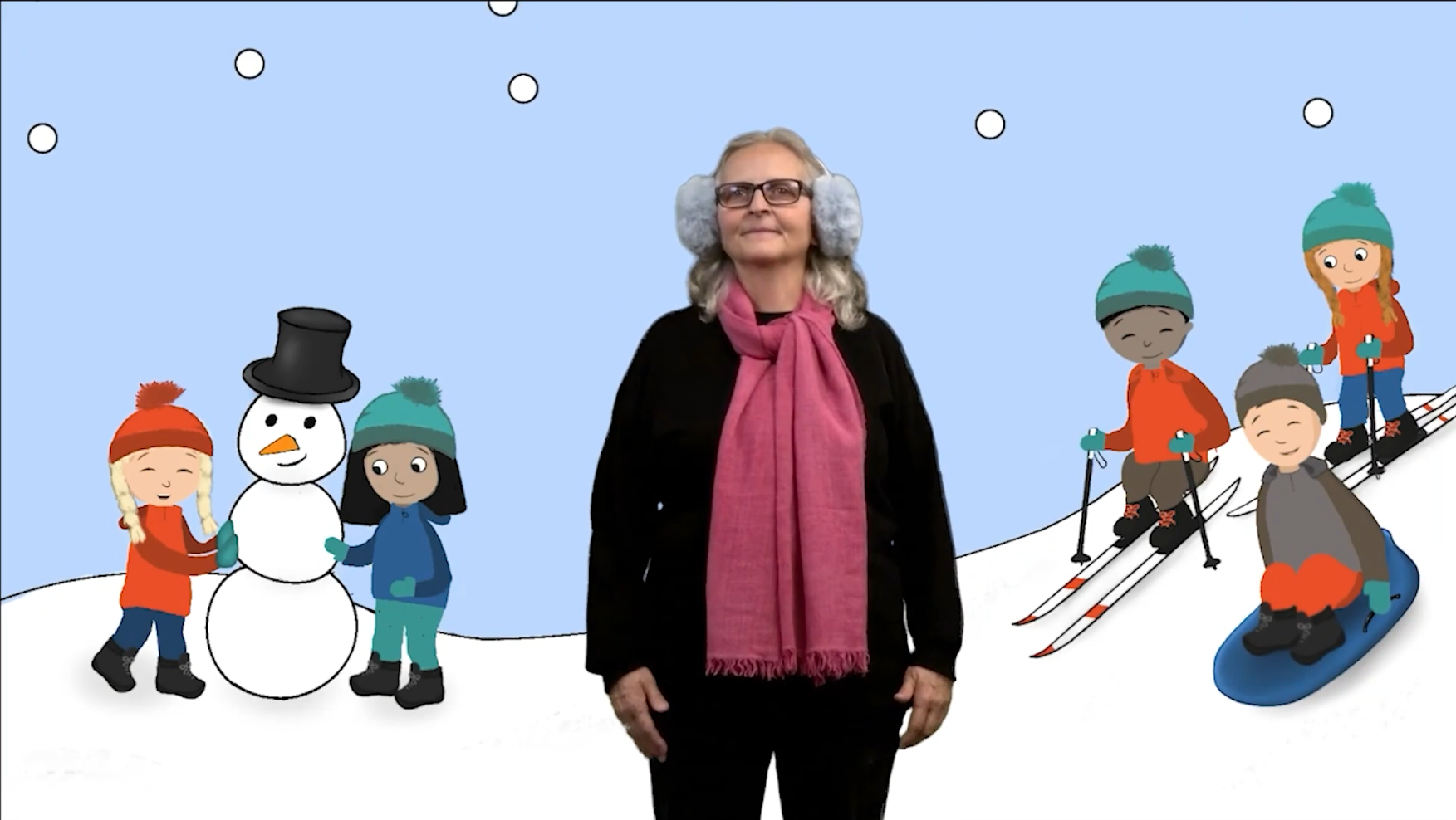 Dame står foran illustrasjon av barn som leker i snøen.
